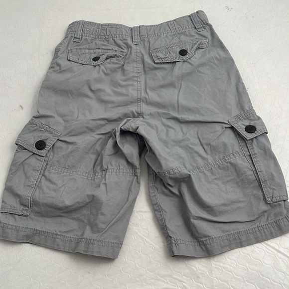 Urban Pipeline gray adjustable waist cargo shorts - Picture 2 of 8